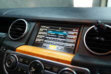 Land Rover Discovery 4 SD V6 HSE 