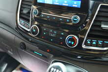 Ford Transit Custom 300 EcoBlue Limited 