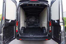 Ford Transit 350 EcoBlue Limited 