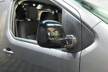 Vauxhall Vivaro Turbo D 2700 Sportive 