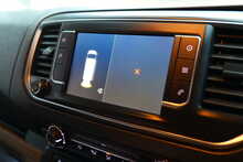 Vauxhall Vivaro Turbo D 2700 Sportive 