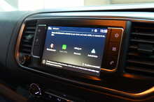 Vauxhall Vivaro Turbo D 2700 Sportive 