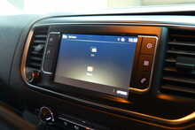 Vauxhall Vivaro Turbo D 2700 Sportive 