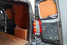 Vauxhall Vivaro Turbo D 2700 Sportive 