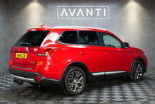 Mitsubishi Outlander DI-D 3 