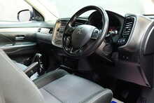 Mitsubishi Outlander DI-D 3 