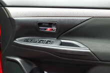 Mitsubishi Outlander DI-D 3 