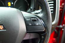 Mitsubishi Outlander DI-D 3 