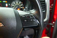 Mitsubishi Outlander DI-D 3 