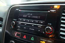 Mitsubishi Outlander DI-D 3 