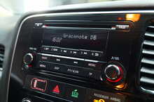 Mitsubishi Outlander DI-D 3 