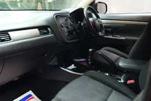 Mitsubishi Outlander DI-D 3 