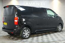 Vauxhall Vivaro Turbo D 2900 Dynamic 