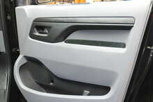 Vauxhall Vivaro Turbo D 2900 Dynamic 