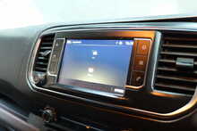 Vauxhall Vivaro Turbo D 2900 Dynamic 