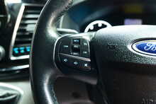 Ford Transit Custom 320 EcoBlue Limited 