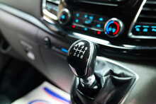 Ford Transit Custom 320 EcoBlue Limited 