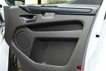 Ford Transit Custom 300 EcoBlue Trend 