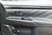 Mitsubishi Outlander DI-D 4 