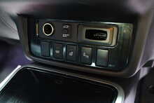 Mitsubishi Outlander DI-D 4 