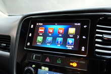 Mitsubishi Outlander DI-D 4 