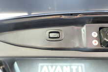 Mitsubishi Outlander DI-D 4 