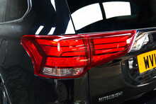 Mitsubishi Outlander DI-D 4 