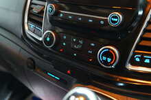 Ford Transit Custom 300 EcoBlue Limited 