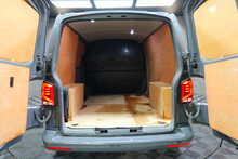 Volkswagen Transporter TDI T28 Highline 