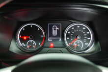 Volkswagen Transporter TDI T28 Highline 