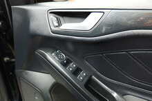 Ford Focus EcoBlue ST-Line 