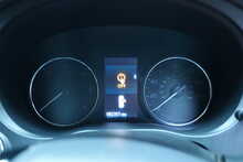 Mitsubishi Outlander DI-D 4 