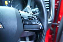Mitsubishi Outlander DI-D 4 