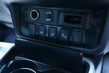 Mitsubishi Outlander DI-D 4 