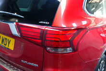 Mitsubishi Outlander DI-D 4 
