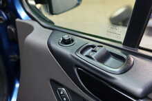 Ford Transit Custom 280 EcoBlue Limited 