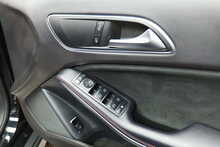 Mercedes-Benz GLA GLA220d AMG Line 