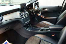 Mercedes-Benz GLA GLA220d AMG Line 