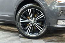 Volkswagen Tiguan TDI BlueMotion Tech SE Navigation 