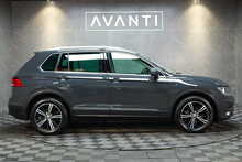 Volkswagen Tiguan TDI BlueMotion Tech SE Navigation 