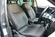 Volkswagen Tiguan TDI BlueMotion Tech SE Navigation 