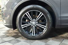 Volkswagen Tiguan TDI BlueMotion Tech SE Navigation 