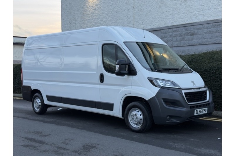 Peugeot 2.0 BlueHDi 335 Professional Panel Van 5dr Diesel Manual L3 H2 Euro 6 (130 ps)