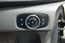 Ford Transit Custom 300 EcoBlue Limited 