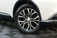 Mitsubishi Outlander DI-D 3 