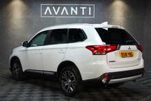 Mitsubishi Outlander DI-D 3 