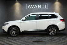 Mitsubishi Outlander DI-D 3 