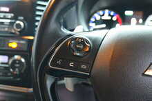 Mitsubishi Outlander DI-D 3 