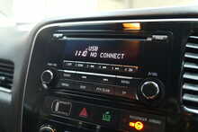 Mitsubishi Outlander DI-D 3 