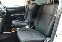 Mitsubishi Outlander DI-D 3 